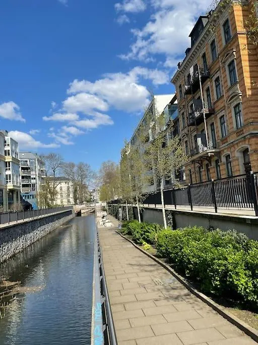 Innenstadt Refugium In Ruhiger Wasserlage+Balkon Лейпциг